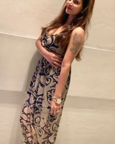 Rangli Rangliot Escort